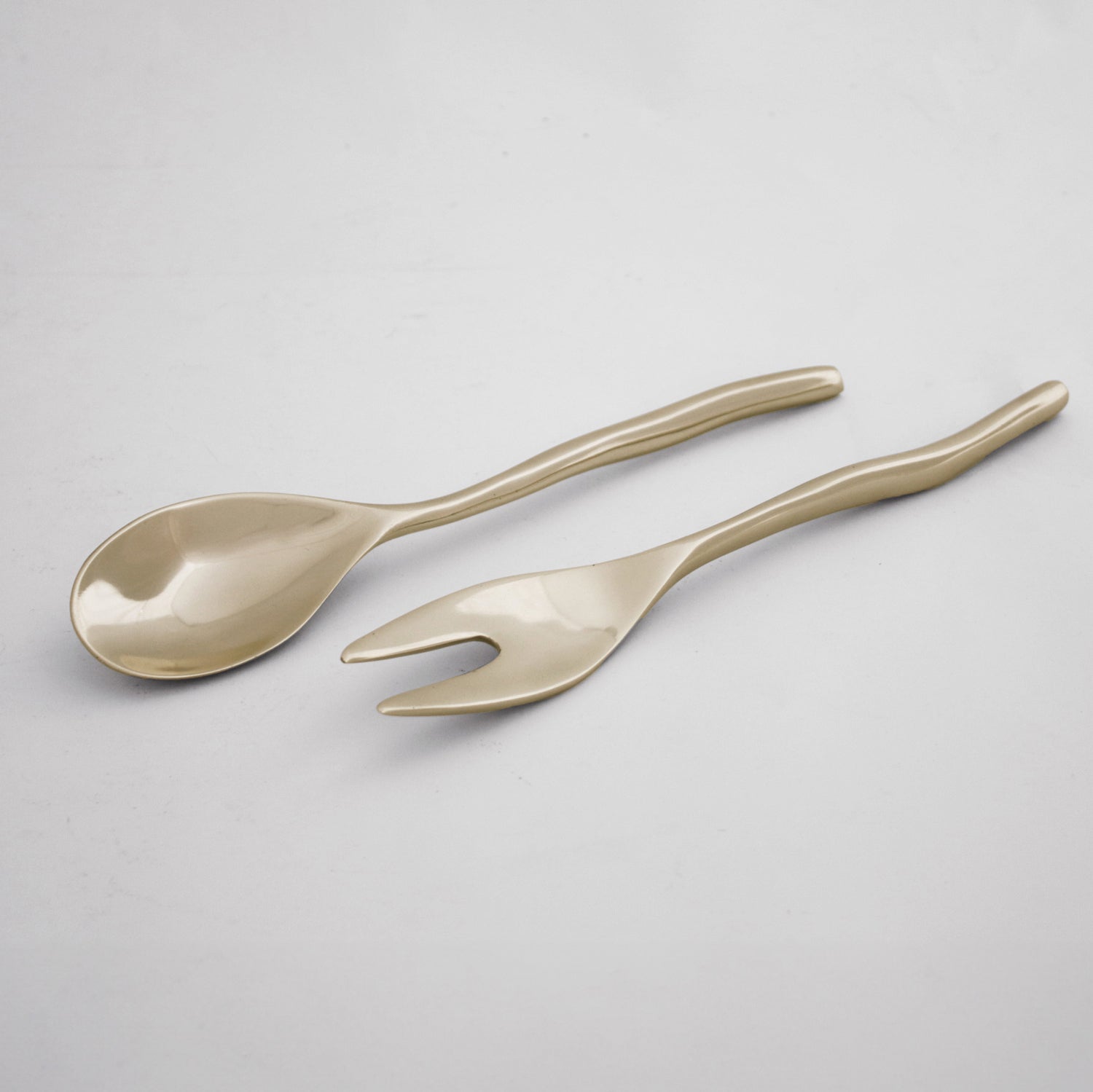 SIERRA MODERN Maia Lg Salad Servers (Shiny Gold)