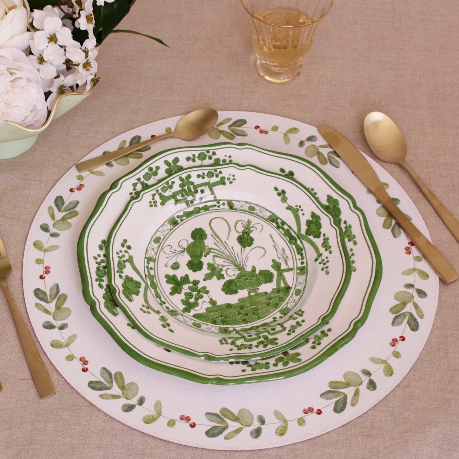 VIDA Faenza 11" Dinner Plate Set of 4 (White and Green)