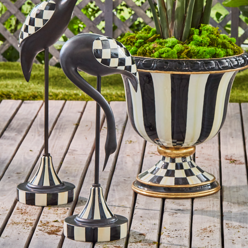 Urn | Courtly Stripe