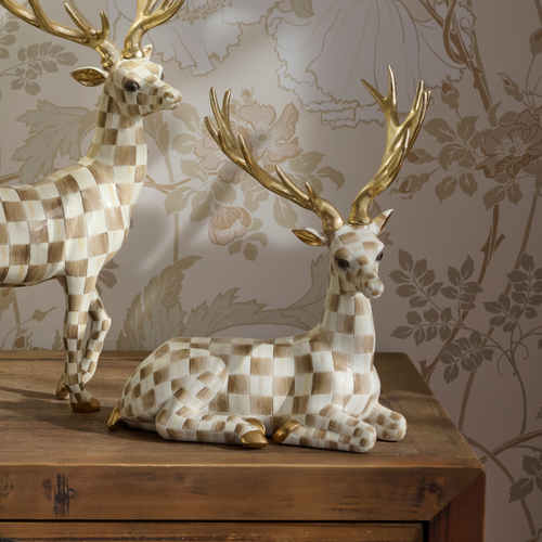 Resting Deer | Mocha Check